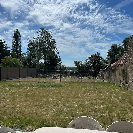 Holiday home Maison Familiale Confort Aux Portes De Nantes